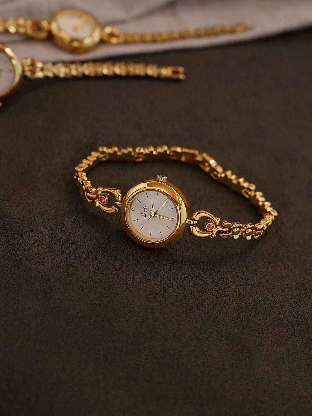 Florette Carved-Link Watch