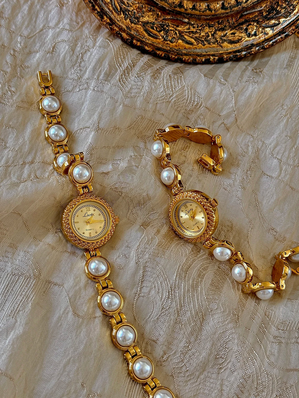 Versailles Pearl-Strap Watch