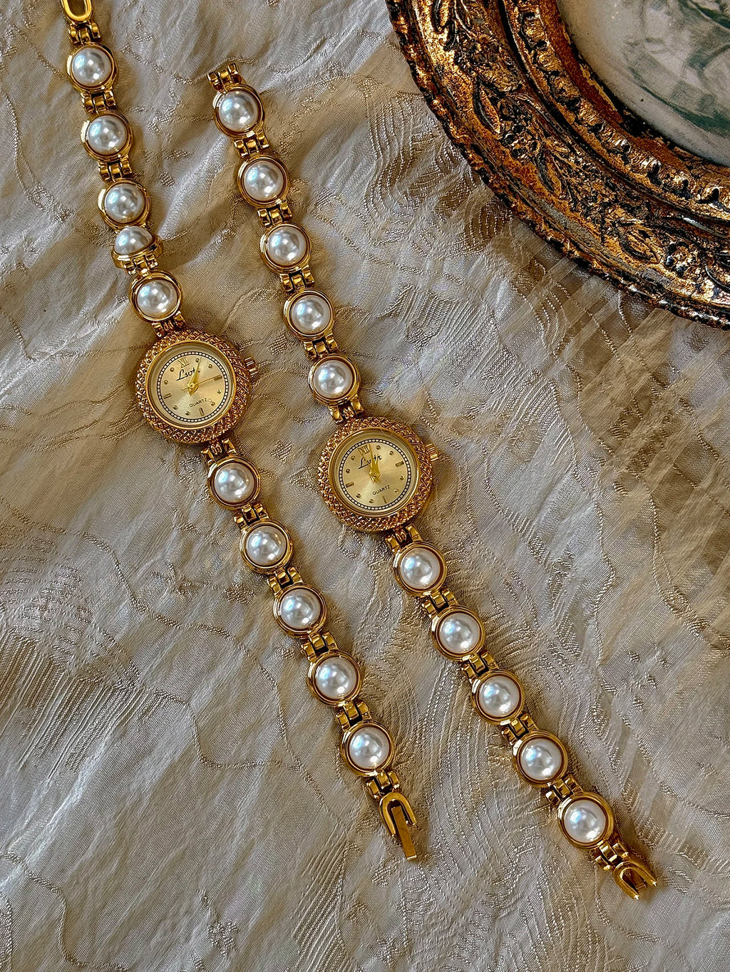 Versailles Pearl-Strap Watch