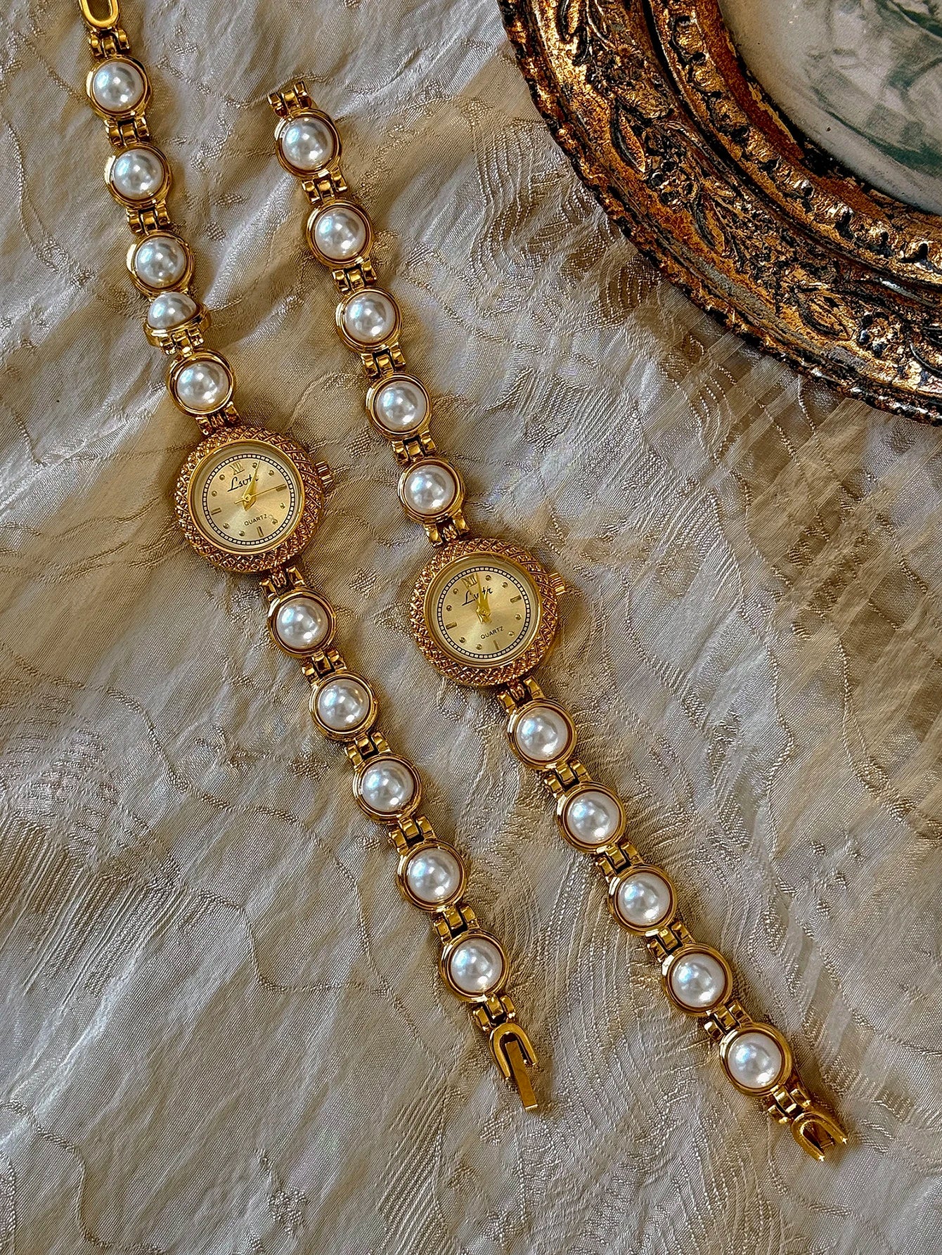 Versailles Pearl-Strap Watch
